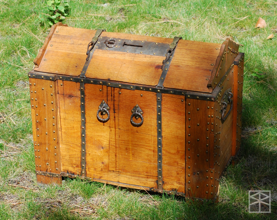 Ice Cooler Chest